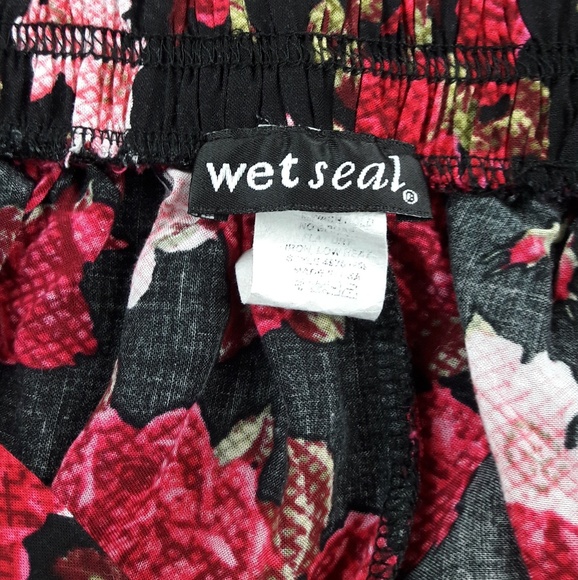 Wet Seal Floral Skirt - Picture 2 of 3